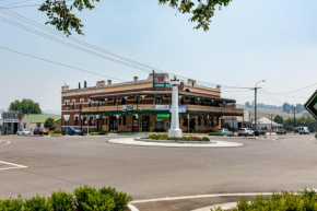 Bank Hotel Dungog